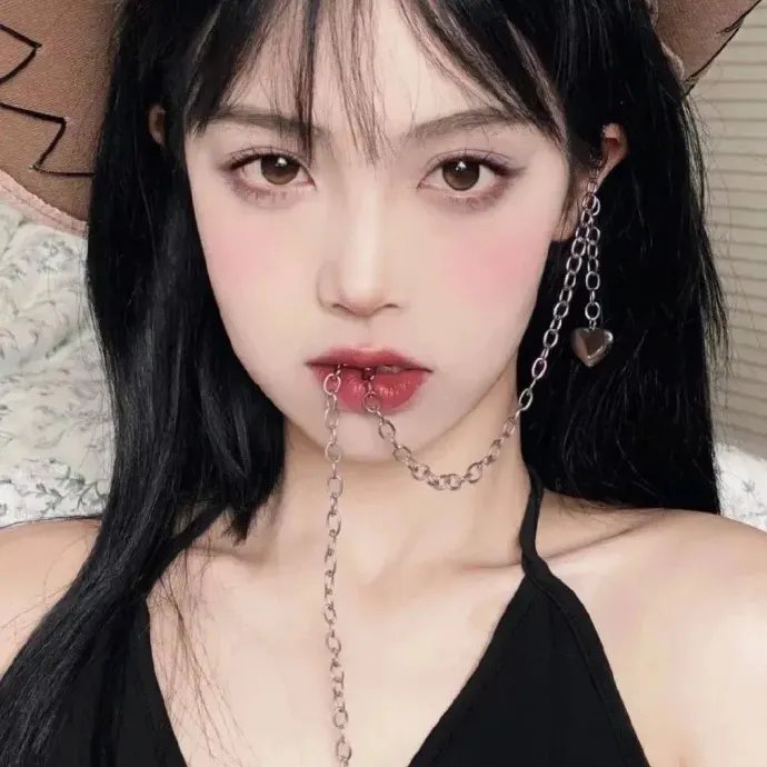 与彩云相遇2023